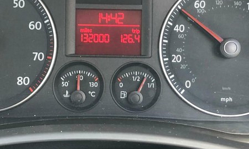 Vw Golf Mk5 1.6 Fsi...