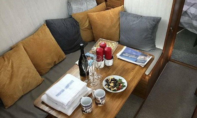1 Bedroom House In B...
