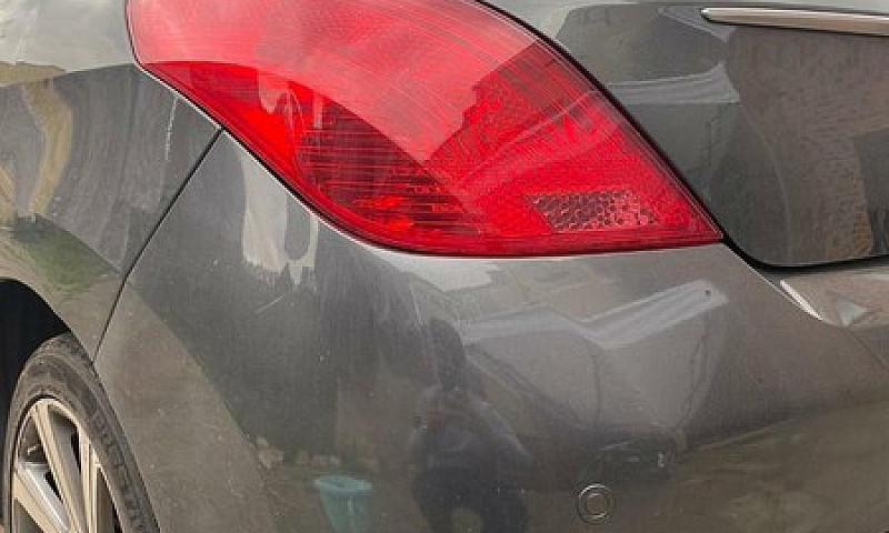 2013 Grey Peugeot 30...