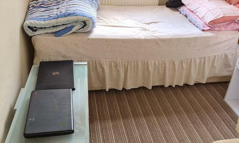 4 Bedroom Maisonette...
