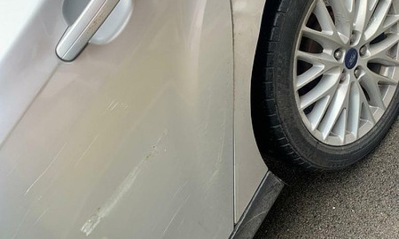 Ford Focus ...