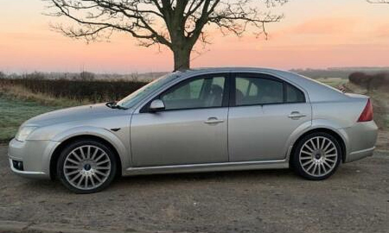 Ford Mondeo St220 3....