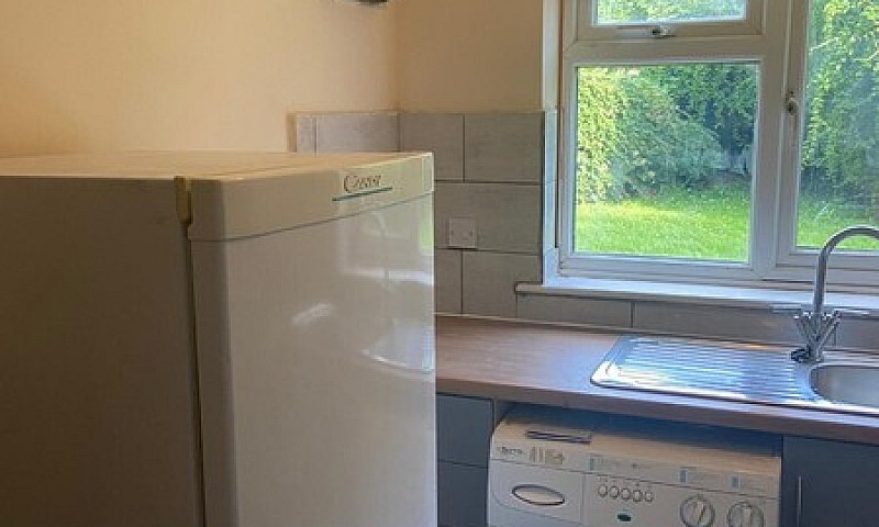 1 Bed Flat Plaistow ...