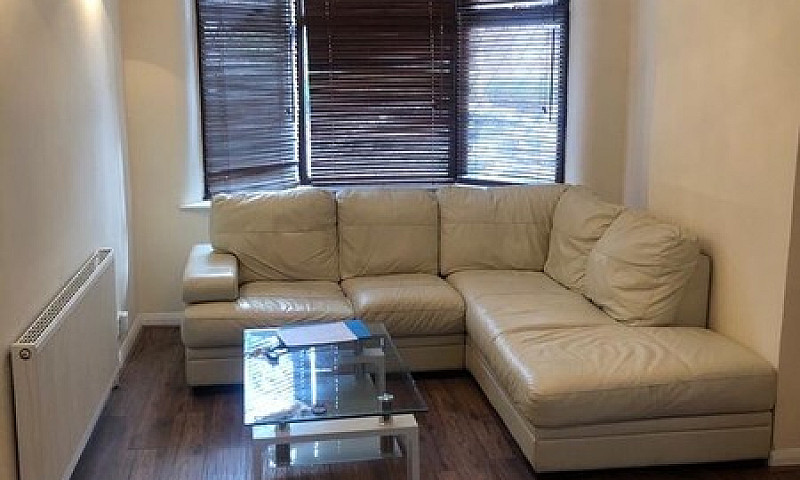 Spacious 2 Bed House...