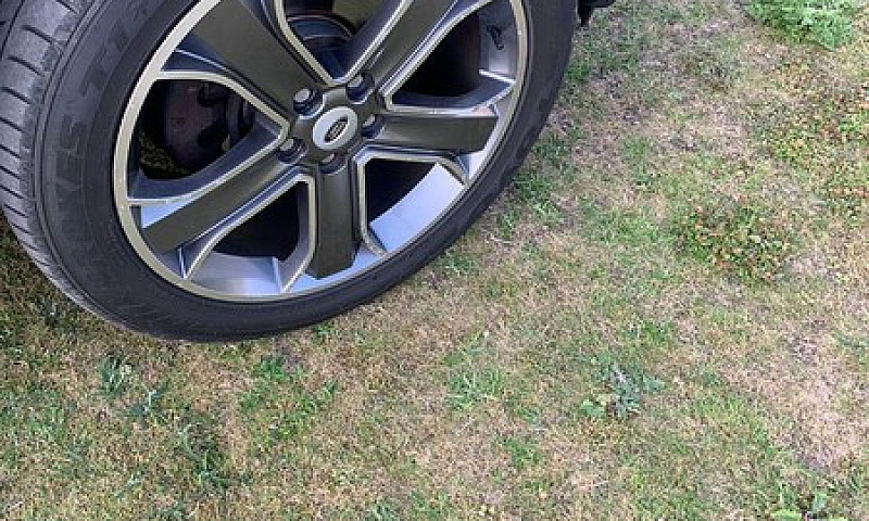 Range Rover Sport ...