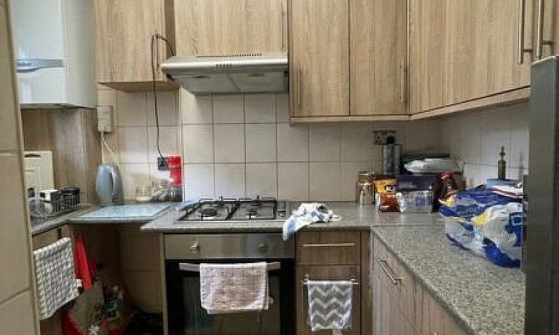 Three Bedroom Flat T...