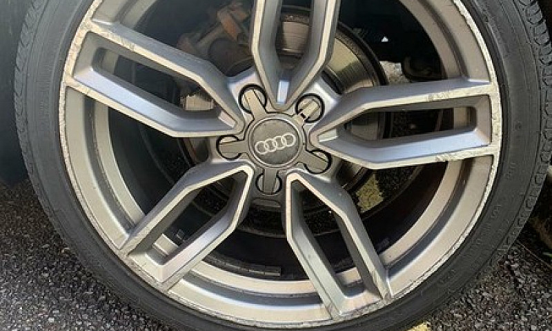 Audi A3 1.6 2013...