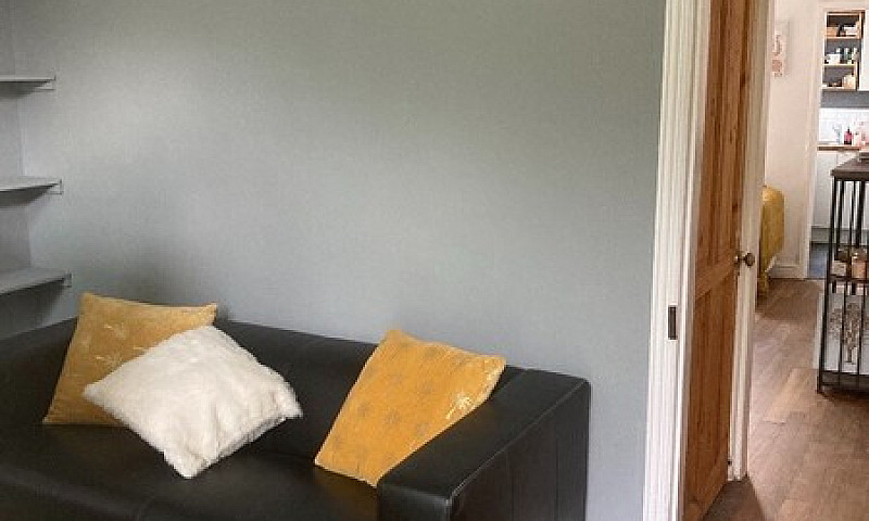 2Bed House Snienton ...
