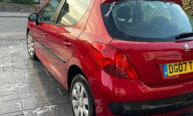Peugeot 207...