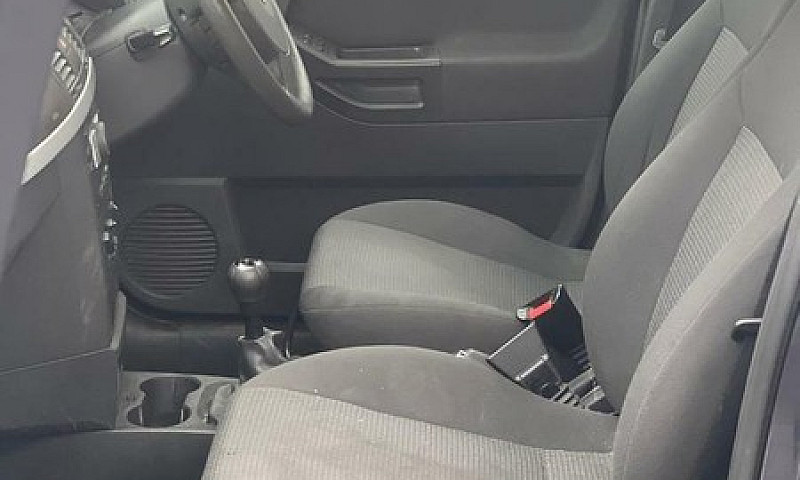 2010 Vauxhall Meriva...