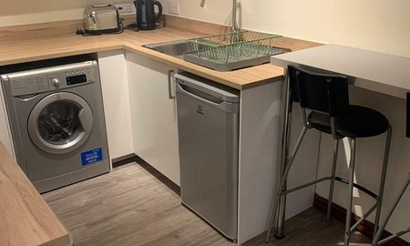 Short Term Let 2 Bed...