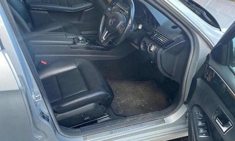 Mercedes-Benz, E Cla...