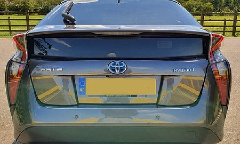 Toyota Prius Excel 2...