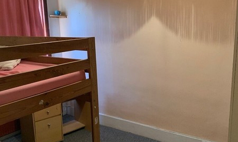 Spacious 3 Bed House...
