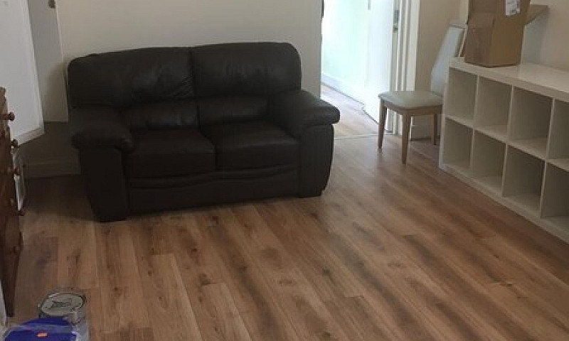 One Bedroom Flat In ...