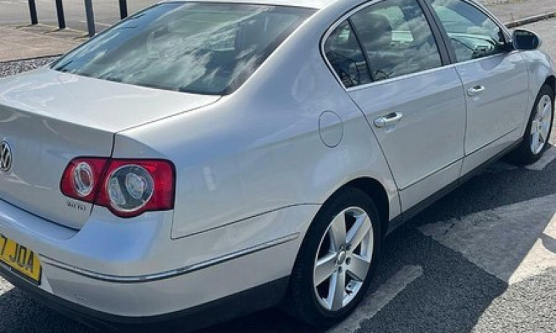 Volkswagen Passat ...