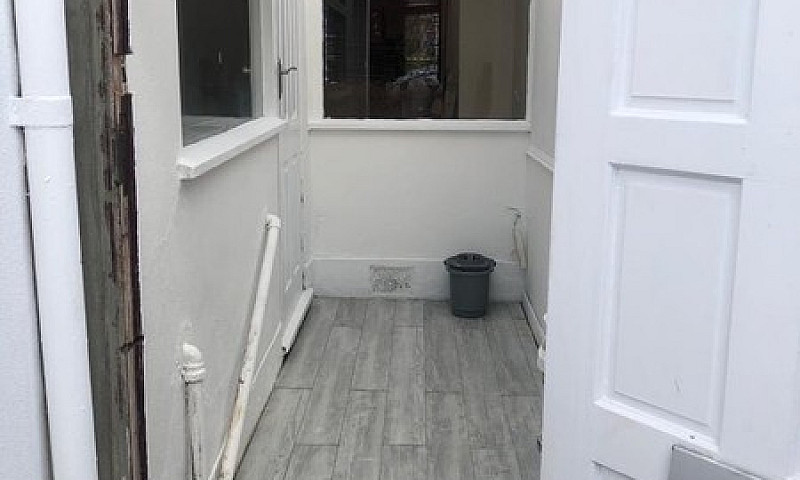 Spacious 2 Bed House...