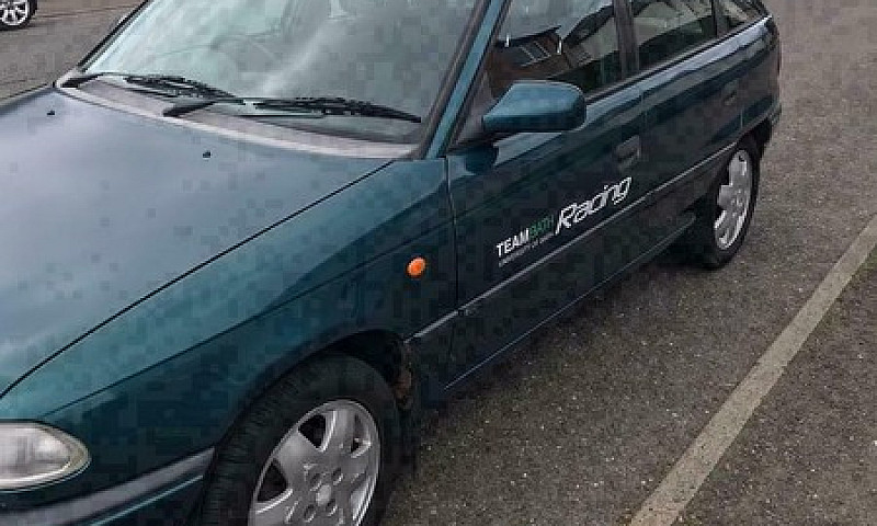 Vauxhall Astra 1.6 A...