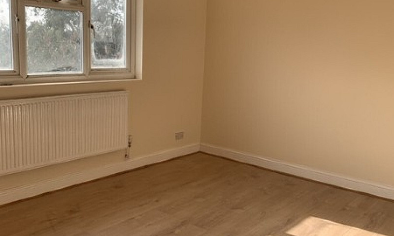 Beautiful 8 Bedroom ...