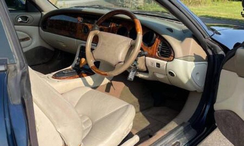Jaguar Xk8 12 Months...