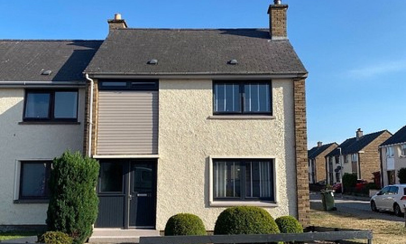 Two Bedroom End Of T...