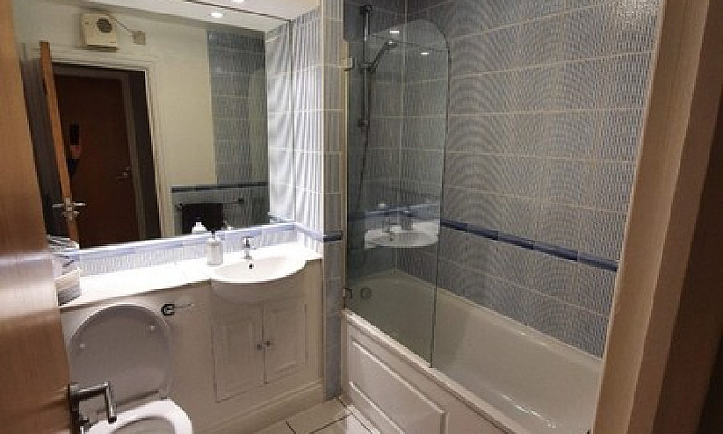 Three Bedroom Flat, ...