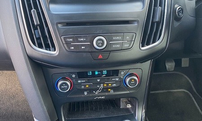 Ford, Focus, Hatchba...