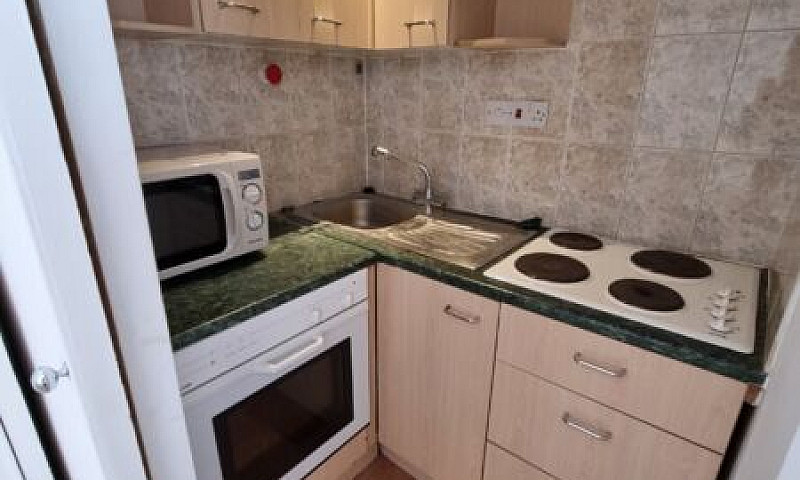 Amazing Furnished St...
