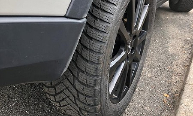 Volvo Xc90 Active Aw...
