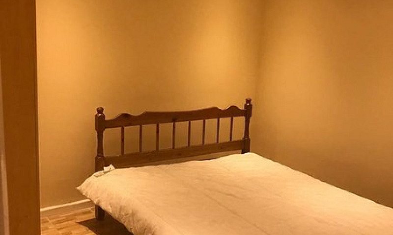 One Bedroom Flat To ...