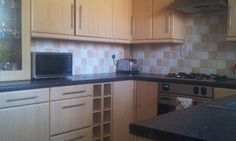 2 Bedroom House For ...