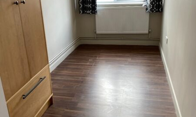 2Bedrooms Flat To Le...