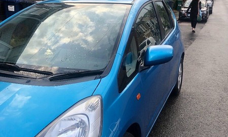  Honda Jazz 2010 1.2...