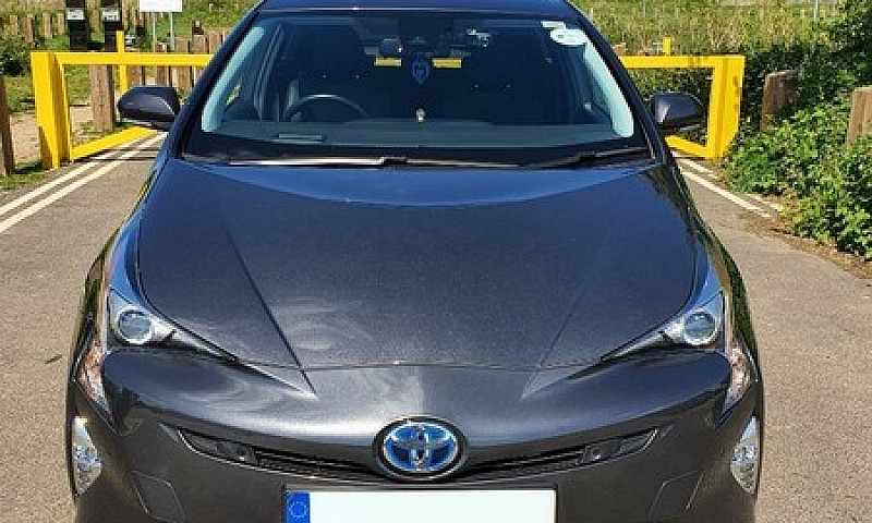 Toyota Prius Excel 2...