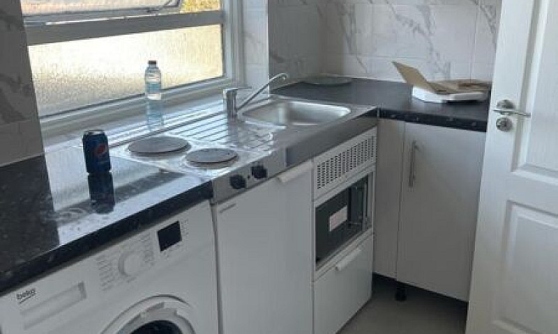 Nice Studio Flat In ...