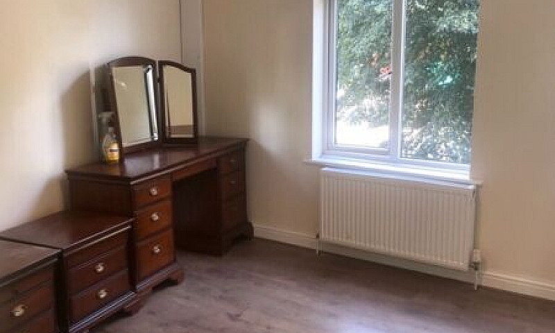 Lovely Two Bedroom F...