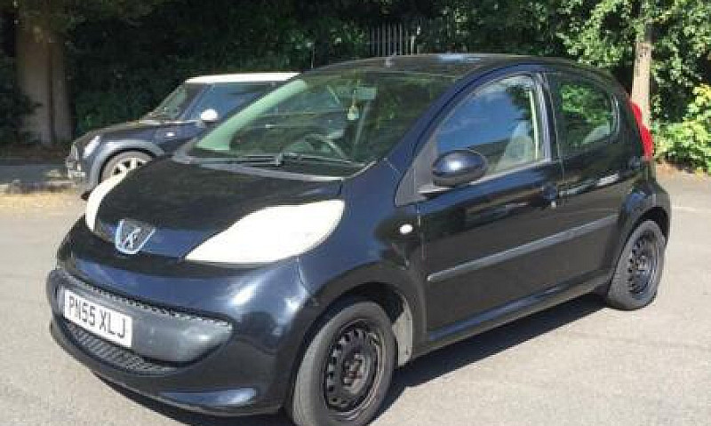Peugeot 107...