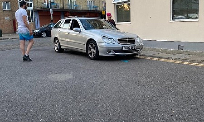 Mercedes-Benz, C Cla...
