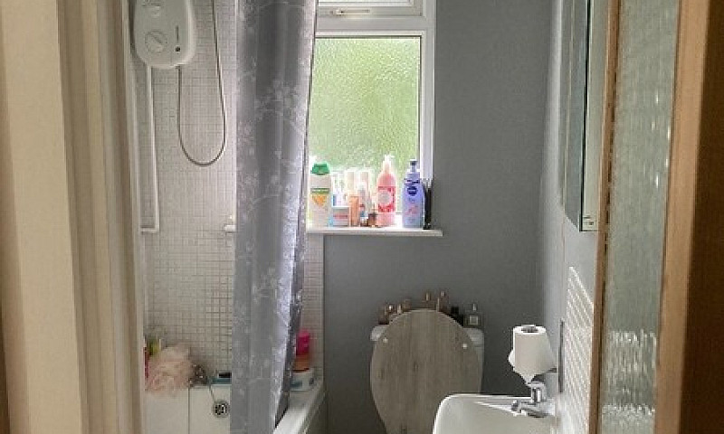 2Bed House Snienton ...