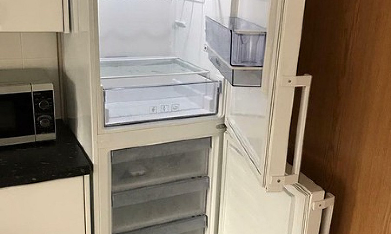 2 Bed Flat ...
