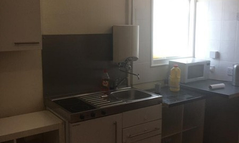 One Bedroom Flat In ...