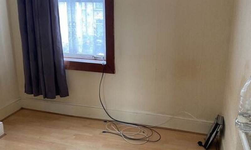 Spacious One Bed Gro...