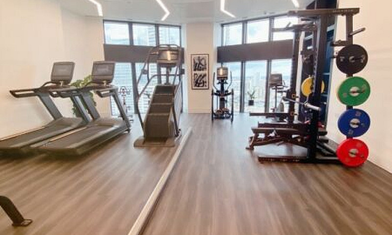 A Luxurious Studio F...