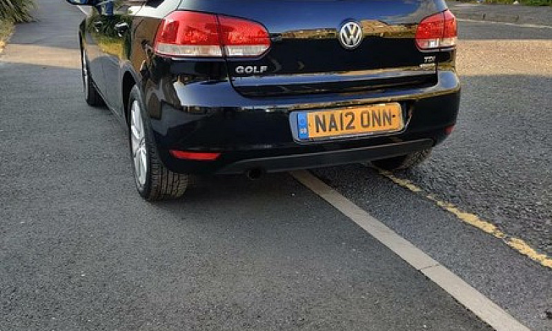 Volkswagen Golf 1.6T...