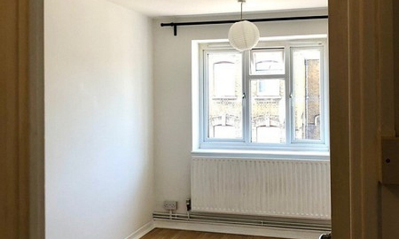 Bright, Spacious 2 D...