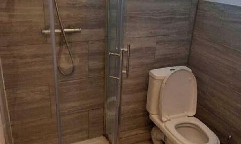 Studio Flat In High ...