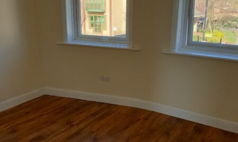 1 Bed Flat Including...