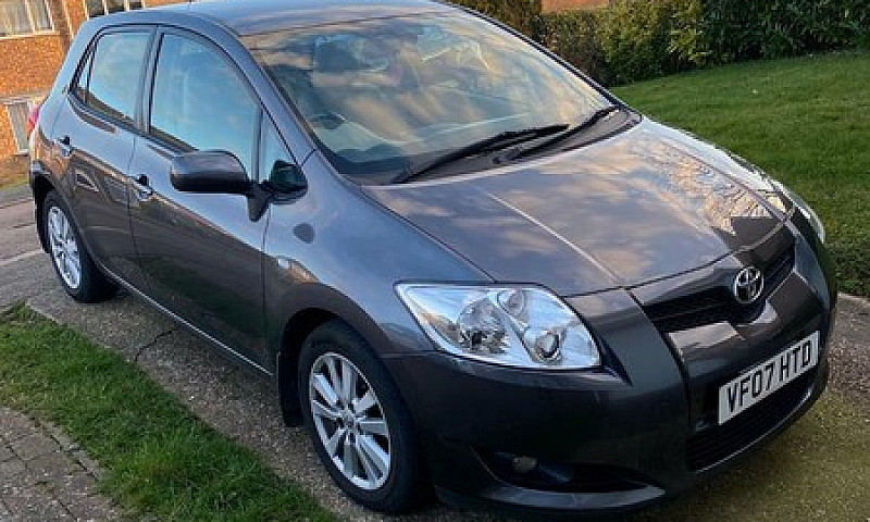 Toyota Auris 2007, 1...