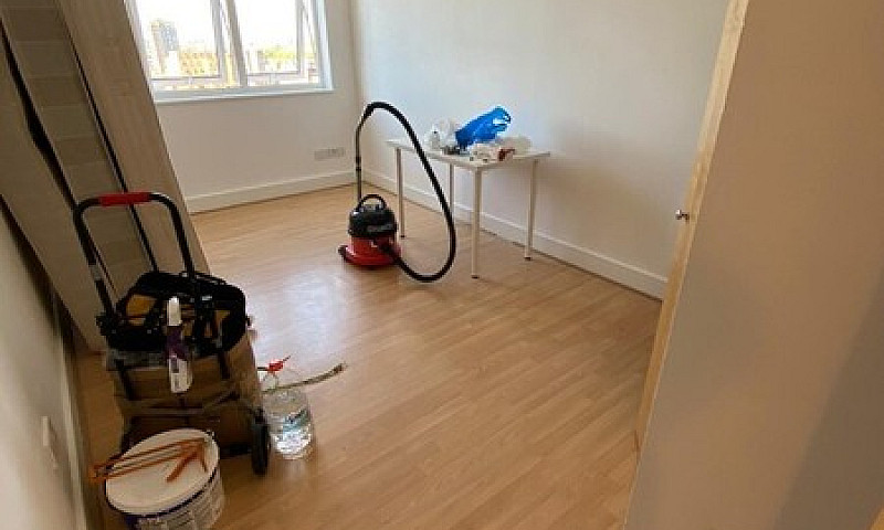Beautiful 2 Bed Flat...