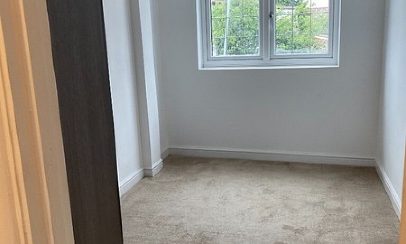 Stunning 2 Bedrooms ...